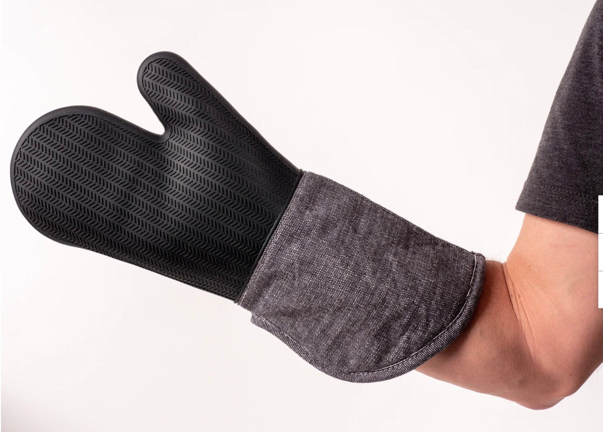 Silicone Oven Mitt with Chambray Sleeve