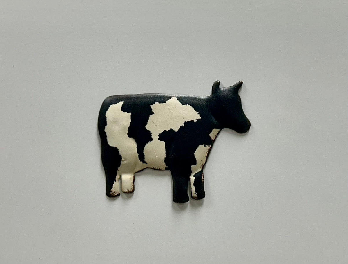 Refrigerator Magnet---Cow