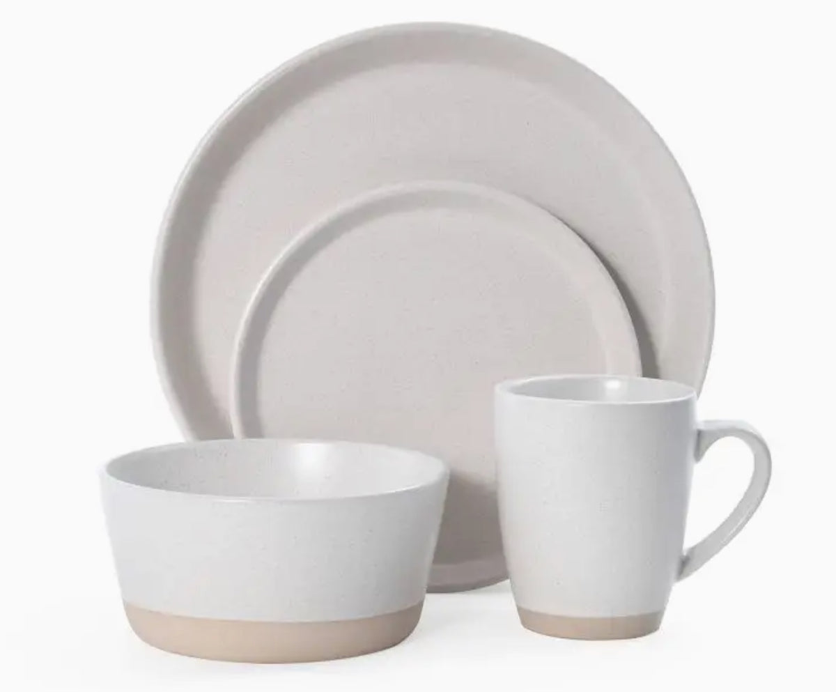 Pfaltzgraff Hudson Cream Dinnerware - 1 Place Setting
